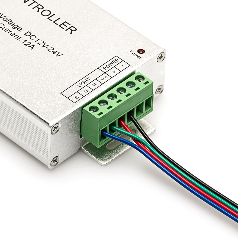 led-controller-rgb-with-touch-rf-remote-3-channel-aluminium-casing-1.jpg